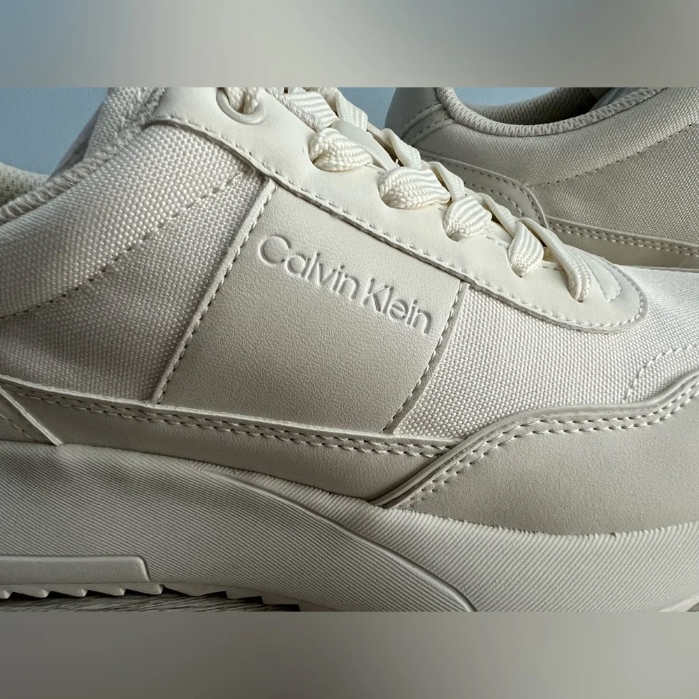 Calvin Klein Women's Pippy Lace-Up Platform Casual Sneakers Size 10 Ivory - Picture 2 of 12